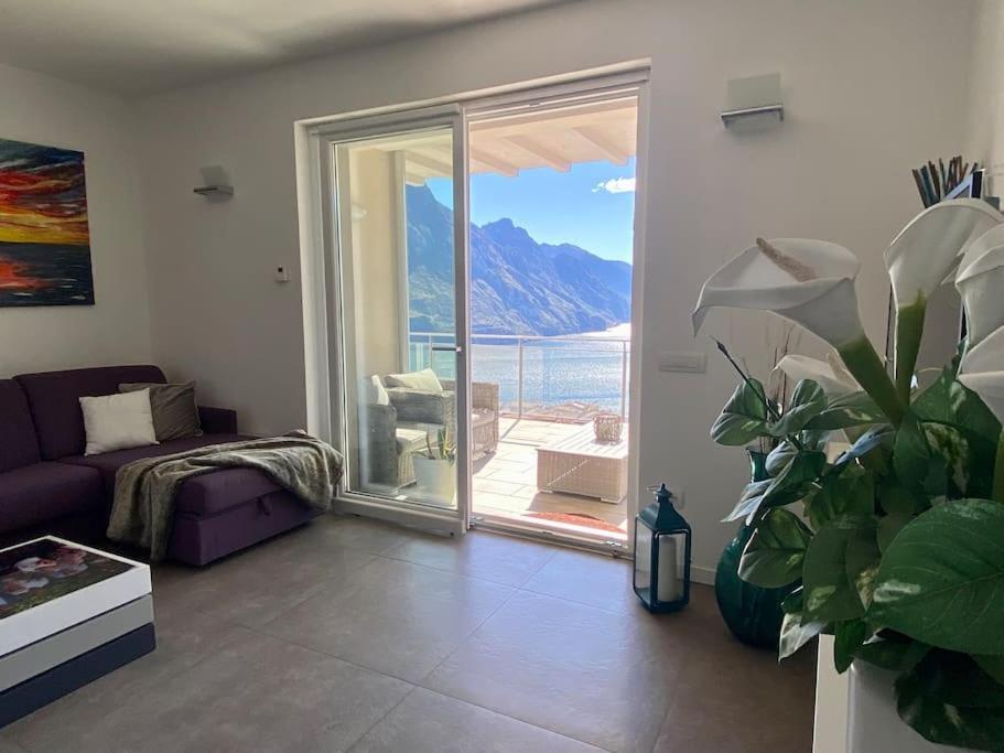 Piccolo Paradiso Vista Lago Con Piscina Privata Riva di Solto Extérieur photo